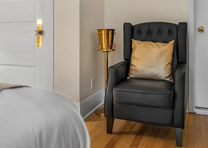 Romantic hotel: Hotel Charles-Alexandre - Par Aneyro